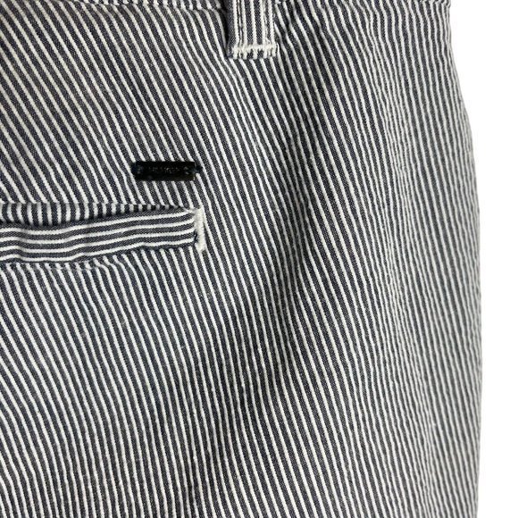 Tommy Hilfiger Capri Pants Women's Size 8 Striped Pockets‎ Belt Loops - Picture 3 of 12